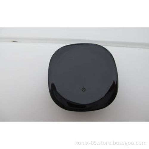 Bluetooth wireless music transmitter for iPhone and iPod touch